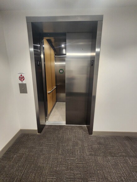 More Photos Of 38 Antares Dr, Ottawa Light Distribution For Lease