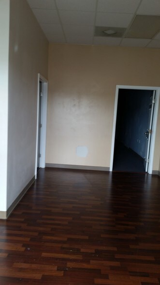 More Photos Of 4582 Cumberland Rd, Fayetteville Freestanding For Lease
