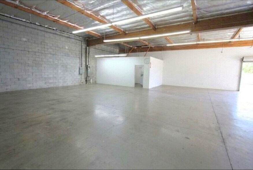 More Photos Of 1700 S Central Ave, Los Angeles Industrial For Lease