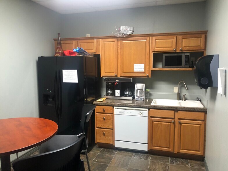 More Photos Of 4545 Old Jacksonville Hwy, Tyler Freestanding For Lease