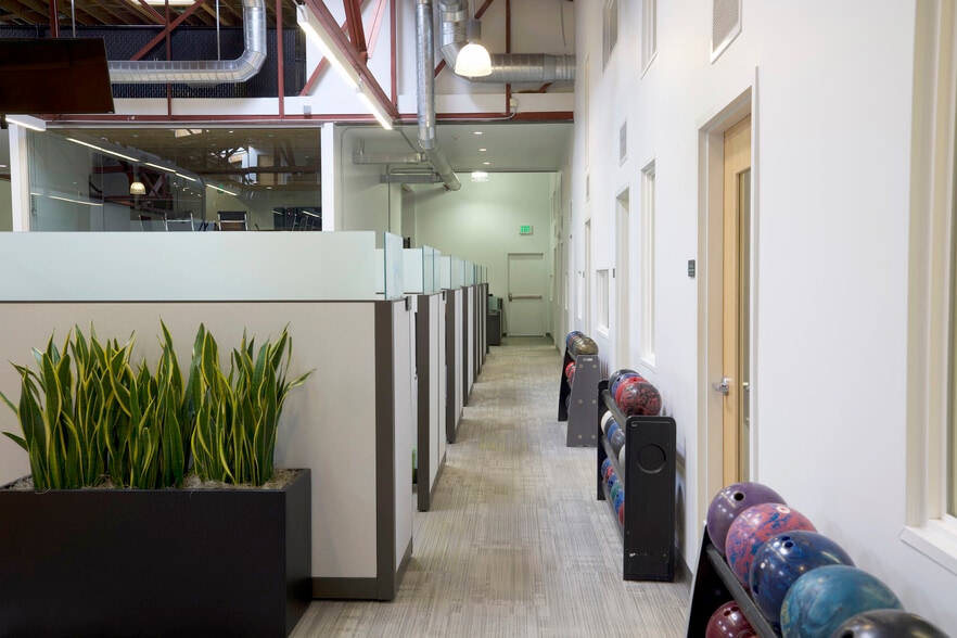 More Photos Of 1376 E 3300 S, Millcreek Coworking Space