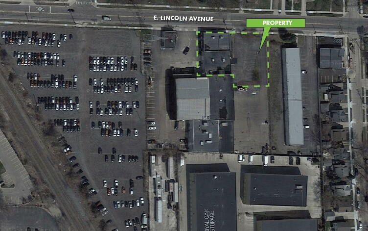 Primary Photo Of 330-332 E Lincoln Ave, Royal Oak Light Distribution For Lease
