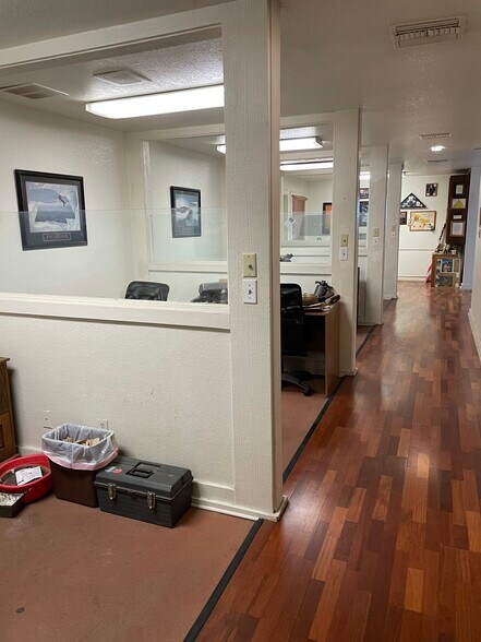 More Photos Of 1711 E 20th St, Signal Hill Service For Sale