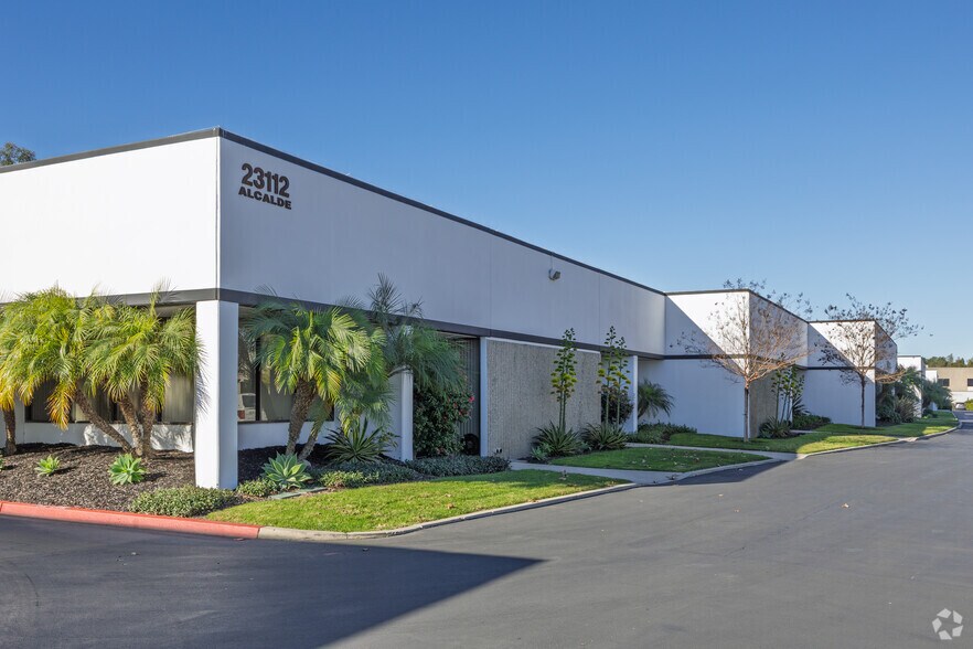 Primary Photo Of 23112 Alcalde Dr, Laguna Hills Light Distribution For Sale