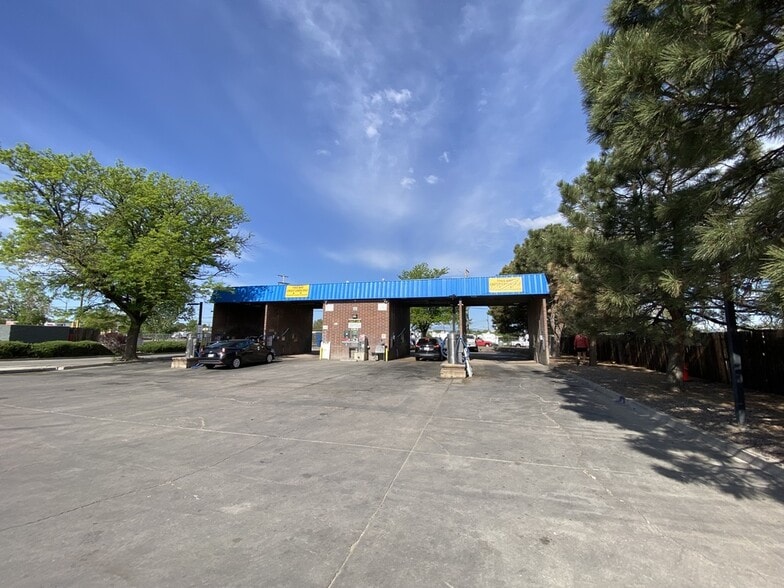 More Photos Of 1540 Laredo St, Aurora Carwash For Sale
