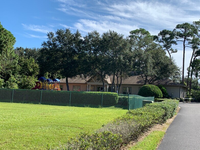 More Photos Of 1986 Citrona Dr, Fernandina Beach Daycare Center For Lease