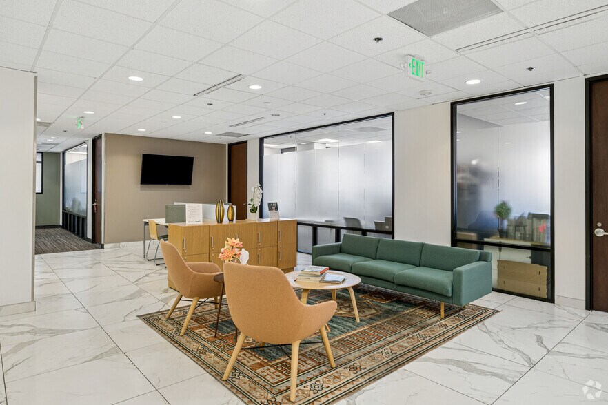 More Photos Of 100 Fillmore St, Denver Coworking Space