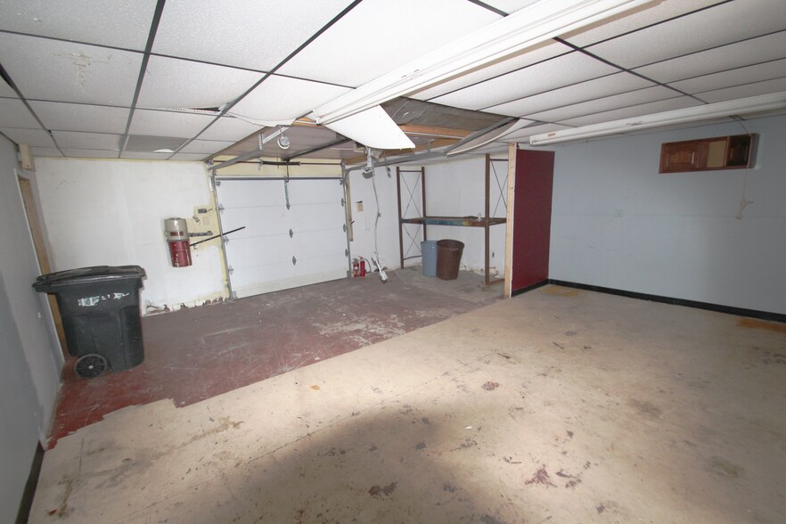 More Photos Of 2970 Barber Rd, Norton Warehouse For Sale