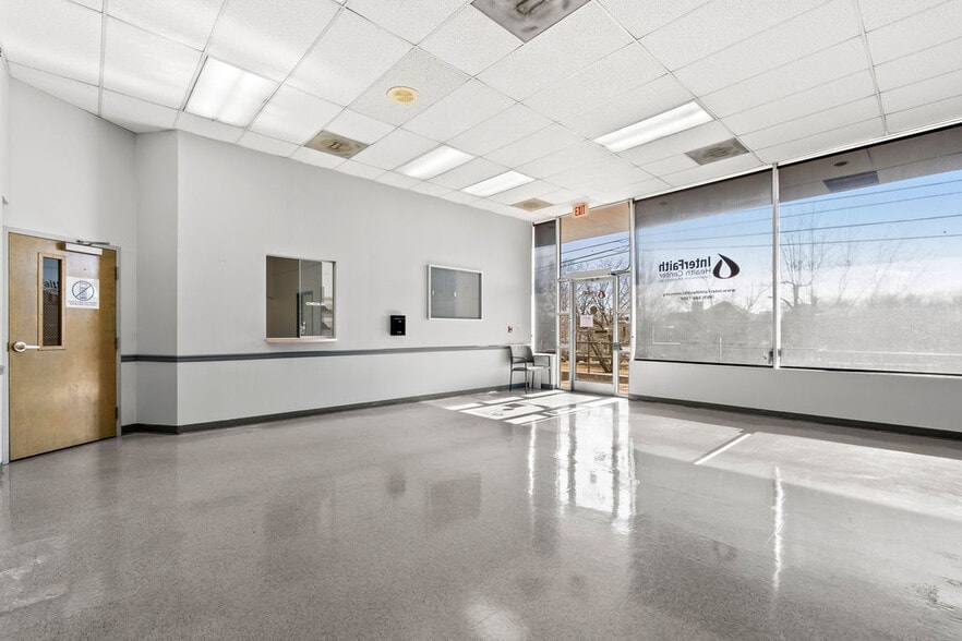 More Photos Of 315 Gill Ave, Knoxville Medical For Lease
