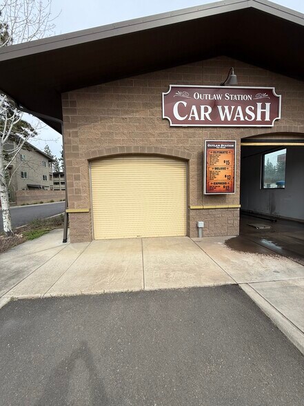 More Photos Of 1045 W Rail Way, Sisters Carwash For Sale