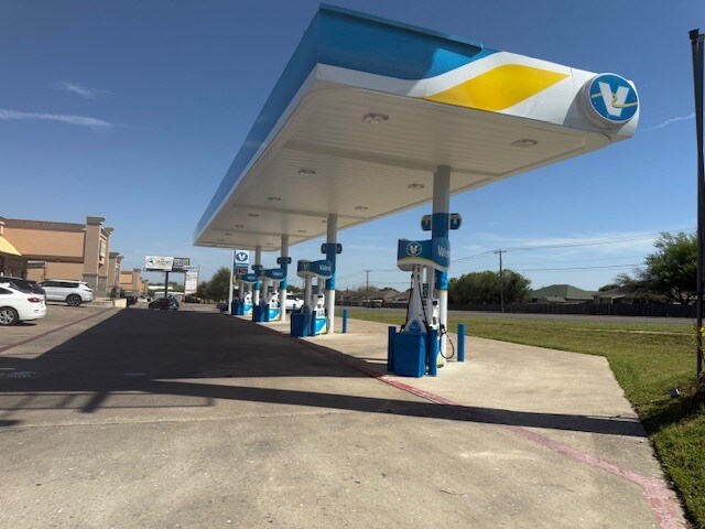 More Photos Of 305 E Stan Schlueter Loop, Killeen Storefront Retail Office For Sale