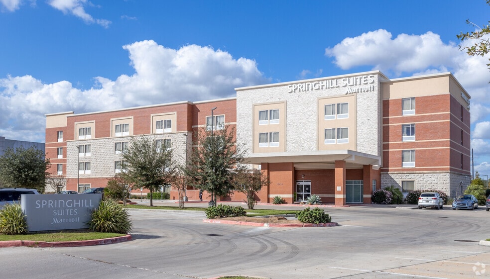 Primary Photo Of 13434 Southwest Fwy, Sugar Land Hotel For Sale