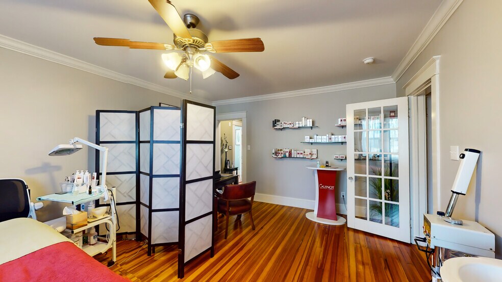 More Photos Of 120 Dry Ave, Cary Loft Creative Space For Sale