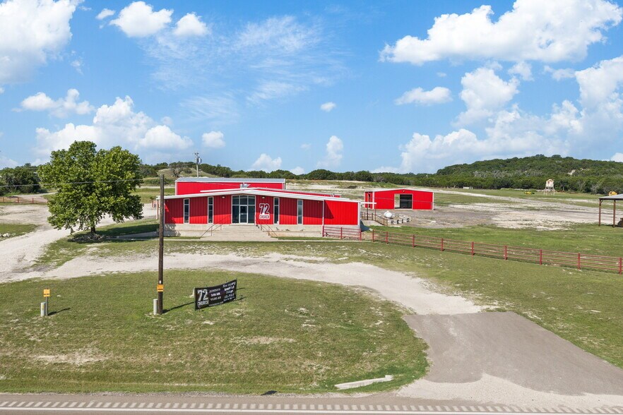 More Photos Of 4159 Highway 6, Clifton Showroom For Sale