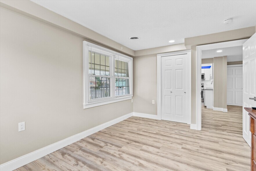 More Photos Of 47 Chelmsford St, Chelmsford Storefront Retail Residential For Sale