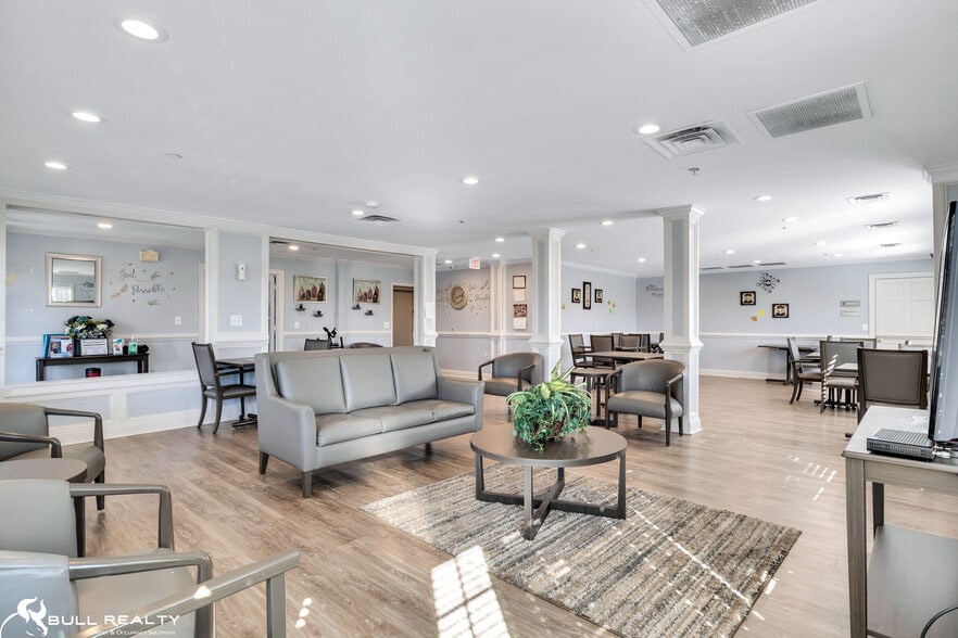 More Photos Of 519 Lawrenceville St, Norcross Assisted Living For Sale