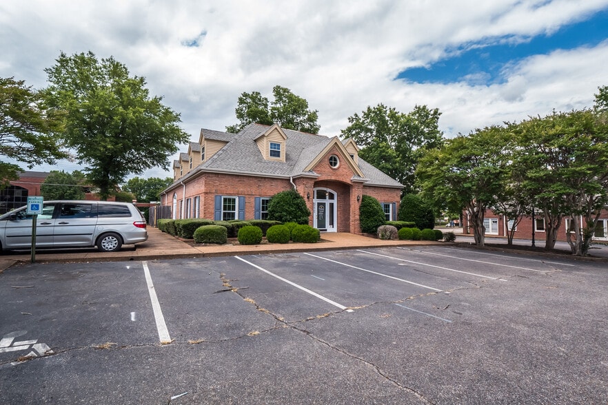 More Photos Of 6575 Stage Rd, Bartlett Office For Lease