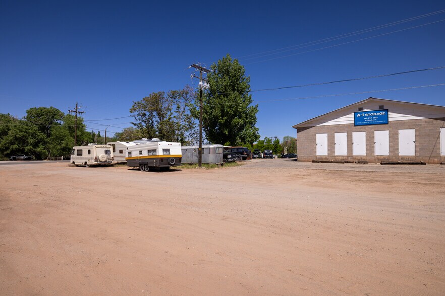 More Photos Of 38 S 100 W, Moab Self Storage For Sale