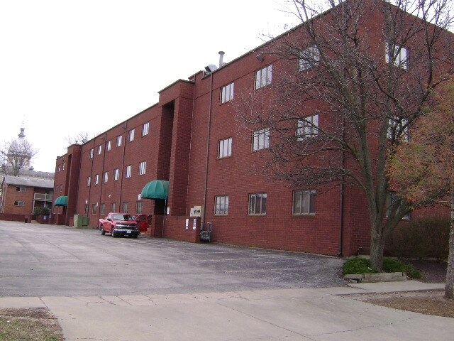 More Photos Of 509-511 W Capitol Ave, Springfield Office For Sale