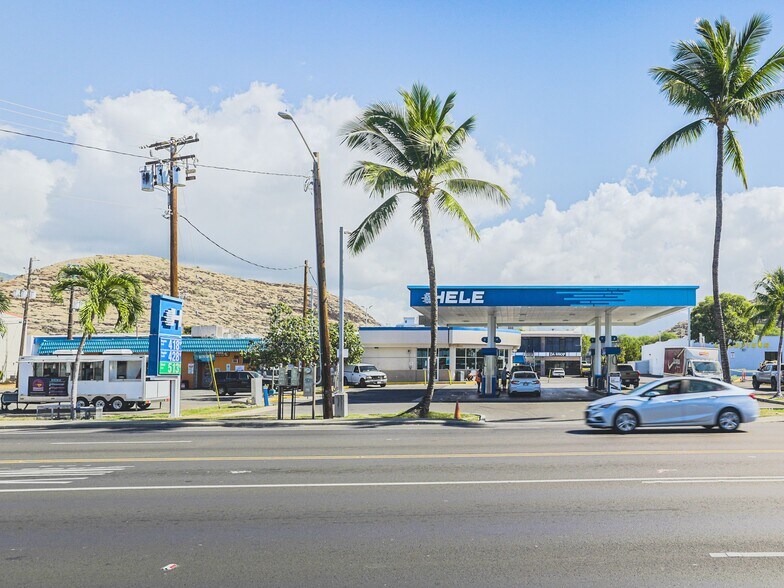 More Photos Of 86-090 Farrington Hwy, Waianae General Retail For Sale