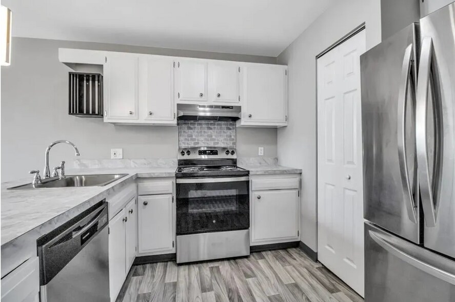 More Photos Of 70 Greco Ln, Dunkirk Apartments For Sale