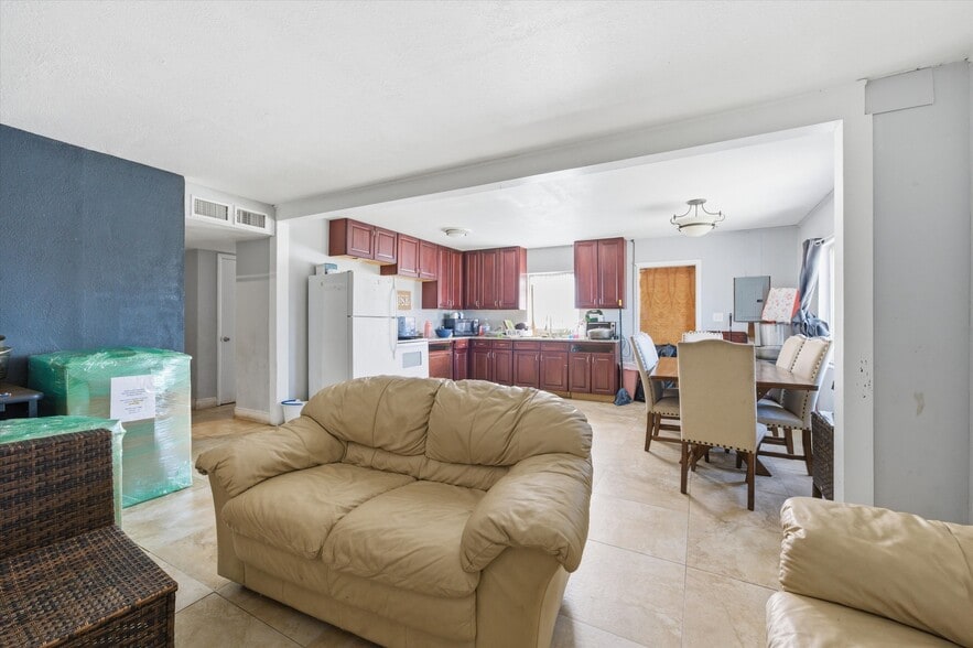More Photos Of 6104 Polk Ave, Lakeland Religious Facility For Sale