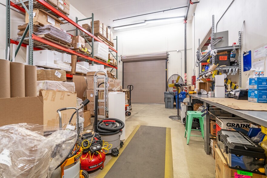 More Photos Of 27556 I 25 East Frontage Rd, Santa Fe Light Distribution For Sale