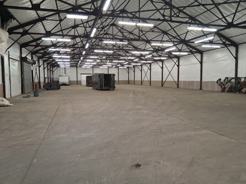 More Photos Of 800 S Morrison Ave, Collinsville Warehouse For Sale