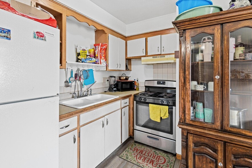 More Photos Of 4220 4th St NE, Columbia Heights Apartments For Sale