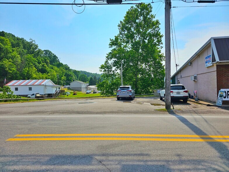 More Photos Of 6092 Main St, Jane Lew Convenience Store For Sale