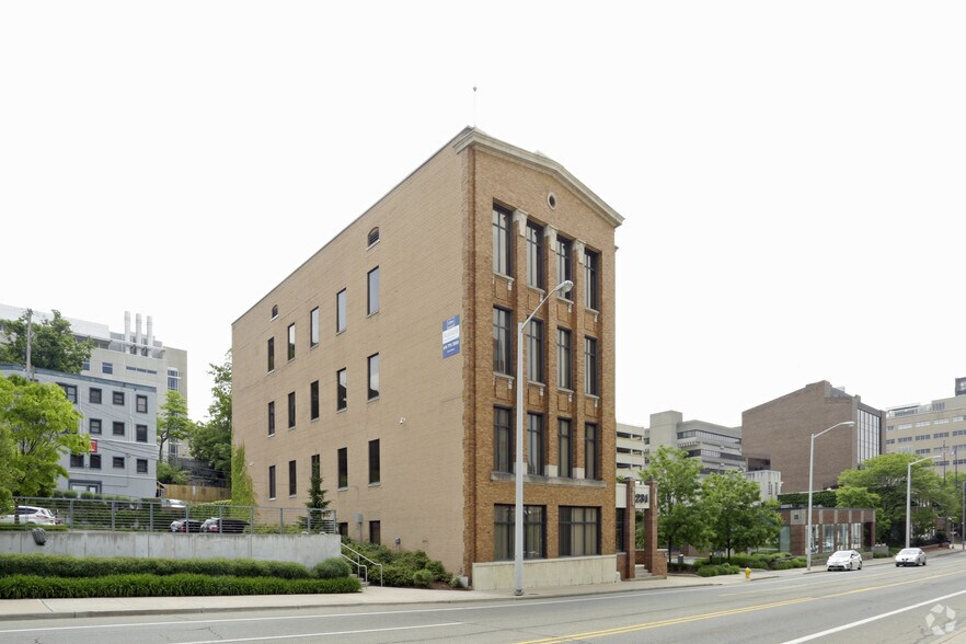More Photos Of 234 Division Ave NE, Grand Rapids Medical For Lease