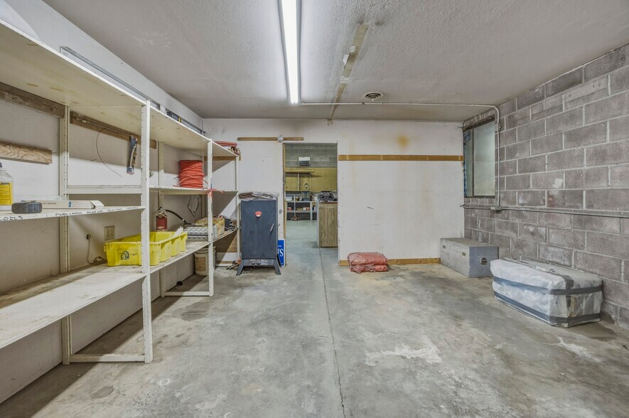 More Photos Of 391 Wine Country Rd, Prosser Freestanding For Sale