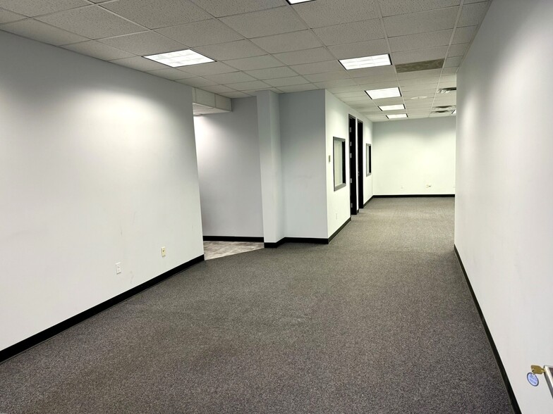 More Photos Of 7560 Rangewood Dr, Colorado Springs Medical For Lease