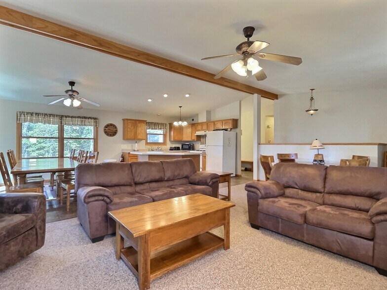 More Photos Of 8475 Hillcrest Ln, Saint Germain Hotel For Sale