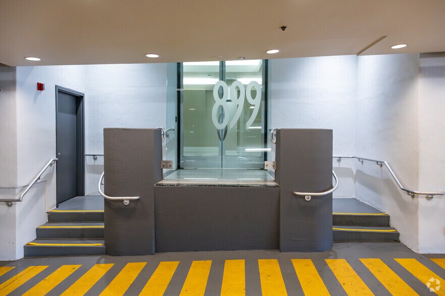 More Photos Of 899 Northgate Dr, San Rafael Medical For Sale