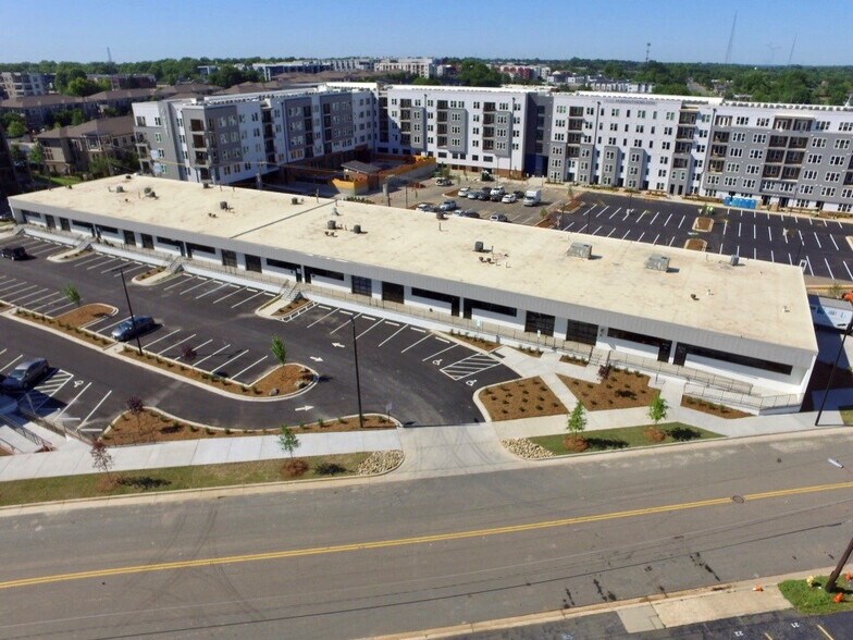 More Photos Of 2202-2210 Hawkins St, Charlotte Storefront Retail Office For Lease