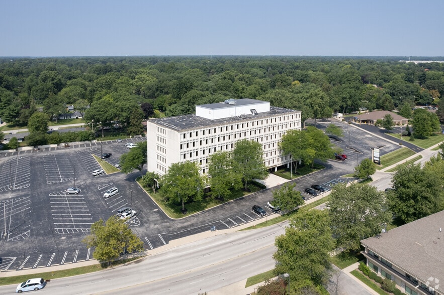 More Photos Of 3103 Executive Pky, Toledo Office For Sale