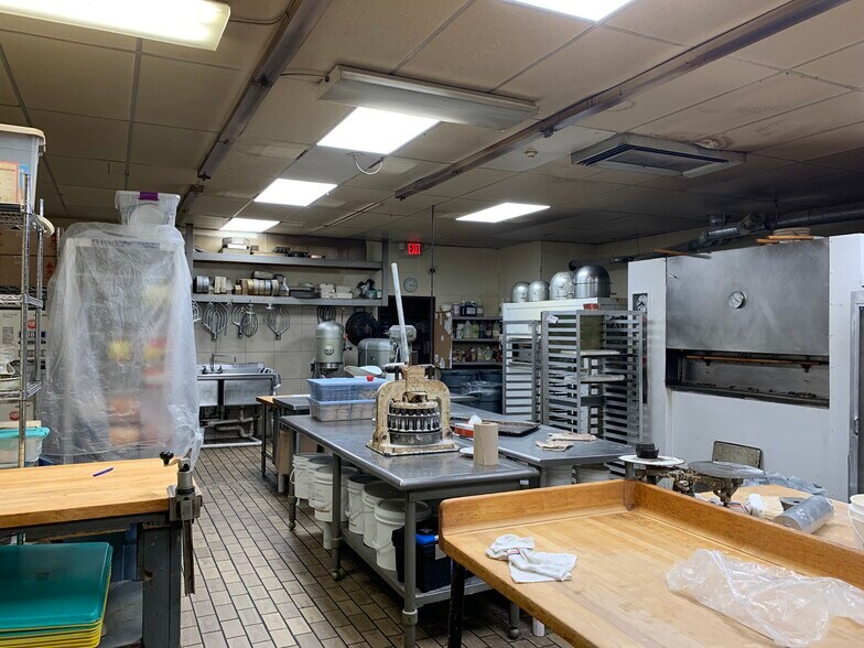 More Photos Of 233 Morton Ave, Folsom Freestanding For Sale