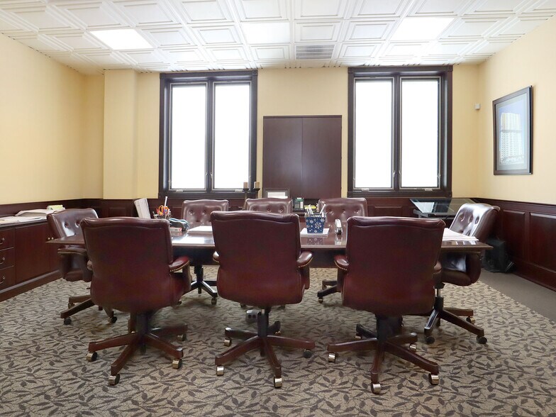 More Photos Of 188 Van Buren St, Staten Island Warehouse For Sale