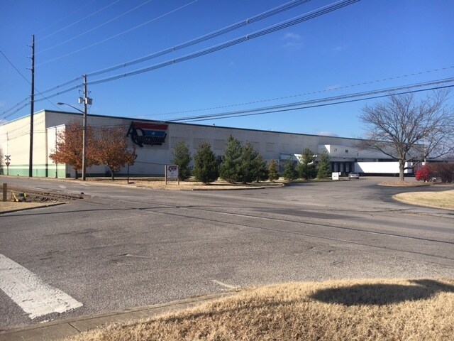 Primary Photo Of 225 W Morgan Ave, Evansville Warehouse For Sale