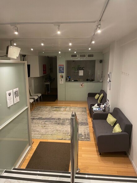 More Photos Of 225 E 57th St, New York Apartments For Lease