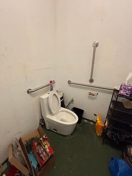 More Photos Of 303 Wythe Ave, Brooklyn Apartments For Lease