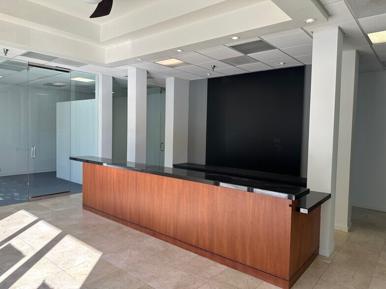 More Photos Of 72171 Highway 111, Palm Desert Storefront Retail Office For Sale