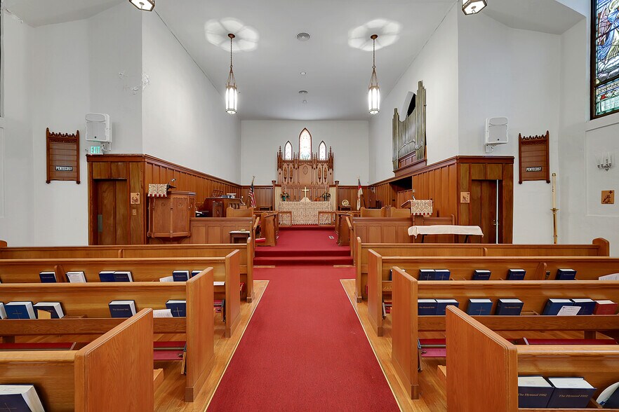 More Photos Of 800 D St, Marysville Religious Facility For Sale