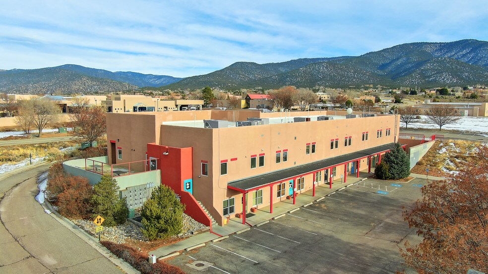More Photos Of 1398 Weimer Rd, Taos Medical For Sale