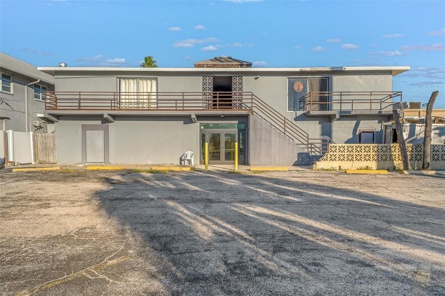 More Photos Of 1130 S Pinellas Bayway, Tierra Verde Freestanding For Sale