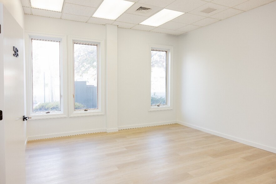 More Photos Of 883 Black Rock Tpke, Fairfield Office Residential For Lease