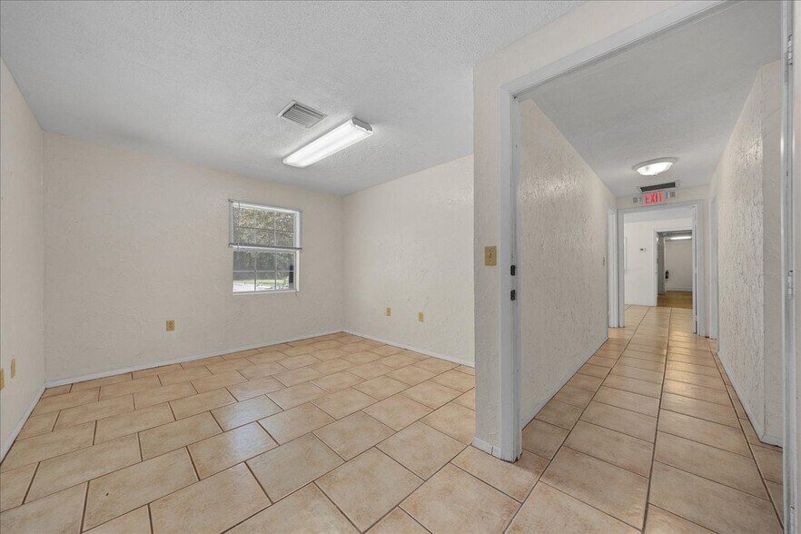 More Photos Of 2206 SE 3rd Ave, Ocala Office Residential For Sale