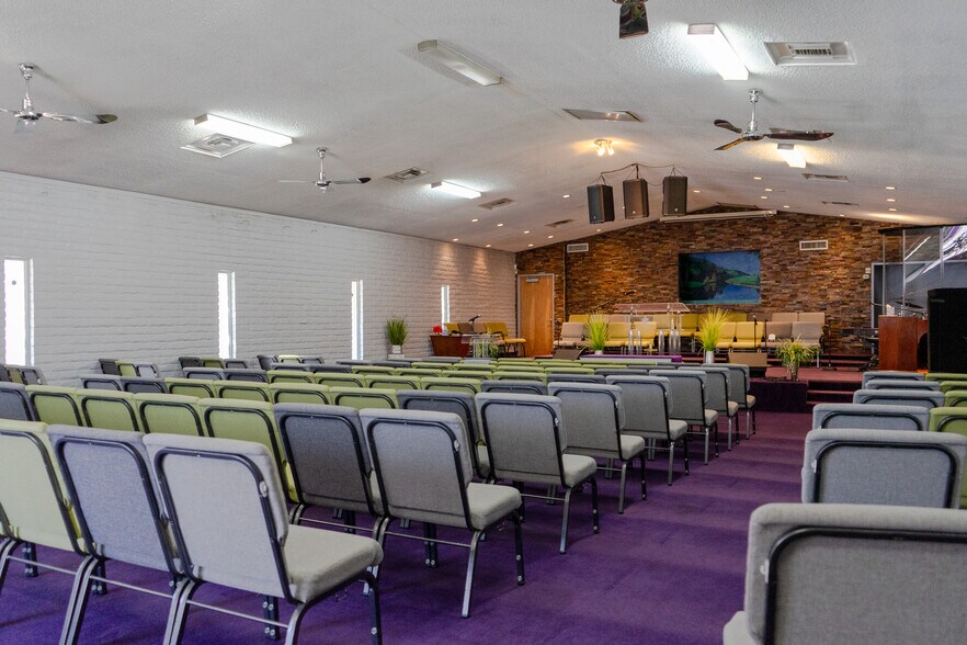 More Photos Of 1702 & 1706 E Jefferson St, Phoenix Religious Facility For Sale