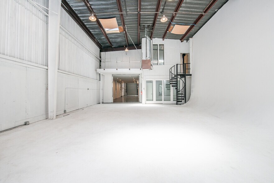 More Photos Of 577 Shotwell St, San Francisco General Retail For Sale